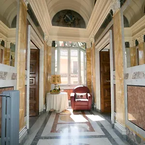 Private In Centro Storico Apartment
