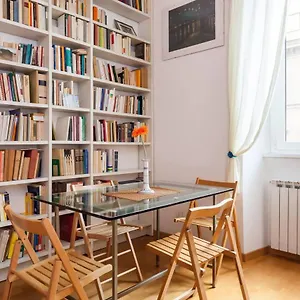 8 Apartment