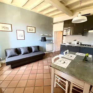 Trastevere Rome's Heart Charming 8 Apartment