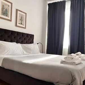 Dieci At Spanish Step - Belsiana Luxury Holiday home